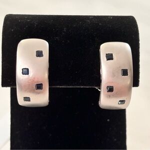 14k white gold with sapphire earrings vintage
